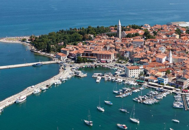 Izola